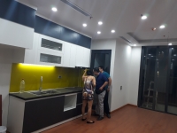 Bán gấp căn 2ngủ tòa G2 Vinhomes Green Bay, 1.9 tỷ full nội thất