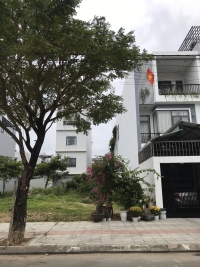 Đất Hoà Xuân đảo vip b1.32 lô 24