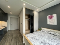 Cắt lỗ 150tr căn studio full đồ Green Bay, view đô thị, giá 1.050 tỷ, lh: 0352.006.005